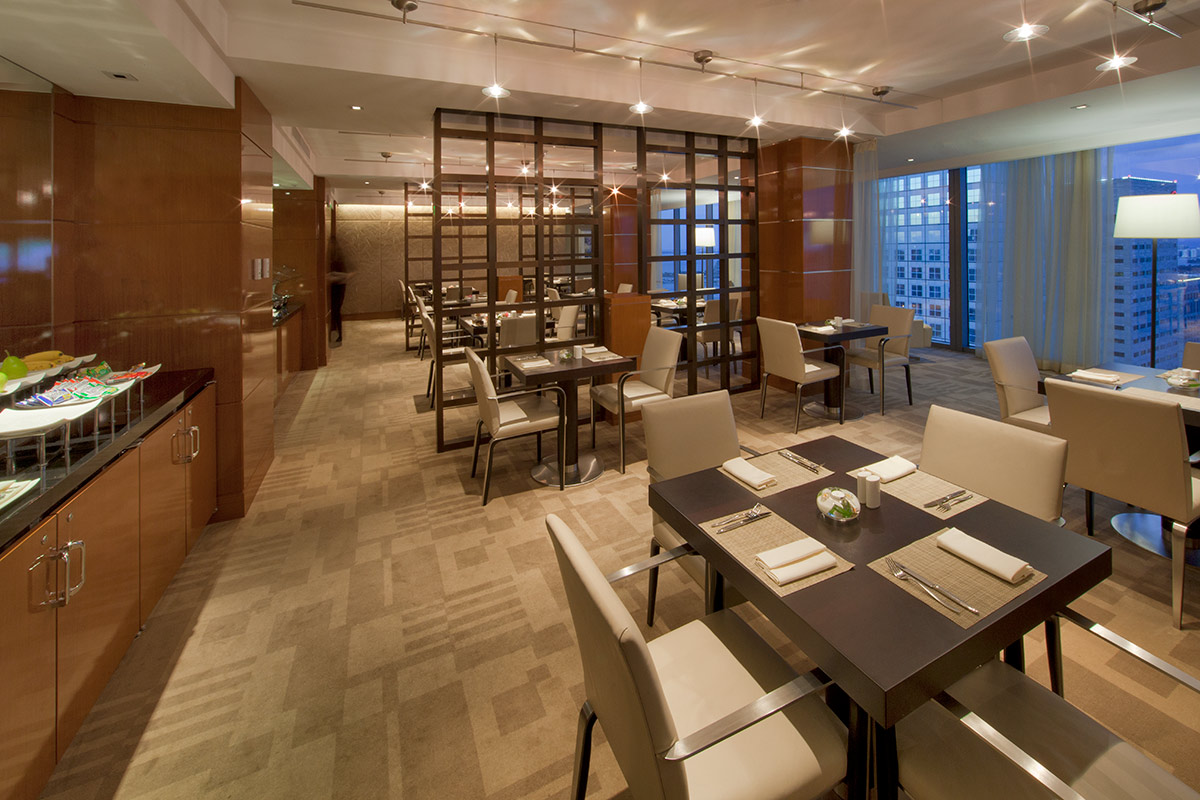 Cafe dining at the JW Marriott Marquis in downtown Miami provides a luxury hospitality experience.