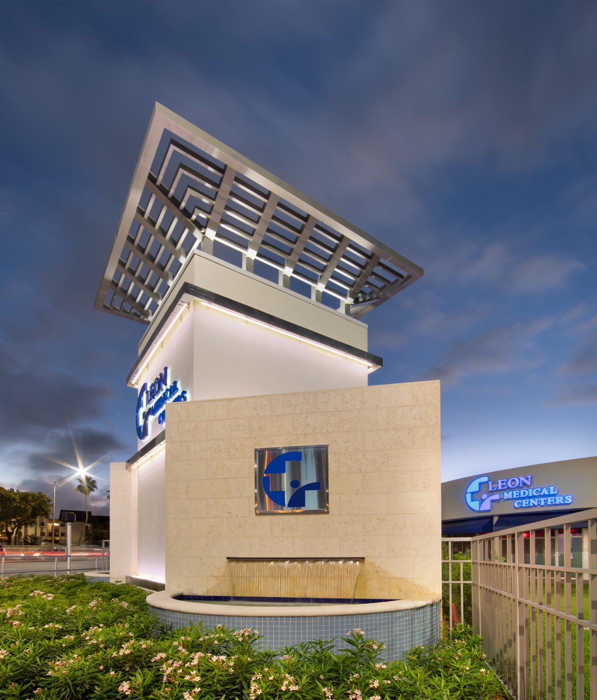 Monument signage of the Leon Medical Center in Kendall, FL