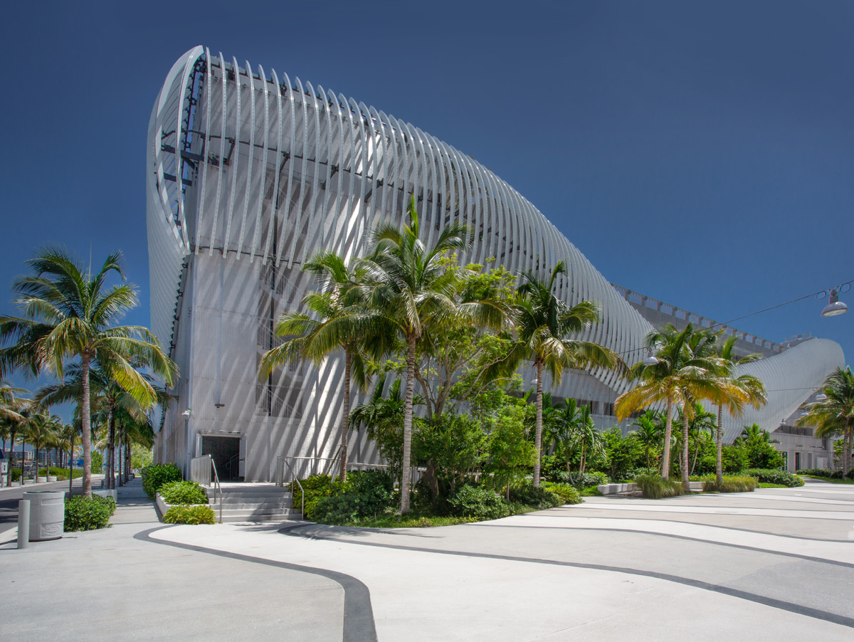 Architectural view of the Las Olas garage in Fort Lauderdale Beach, FL.