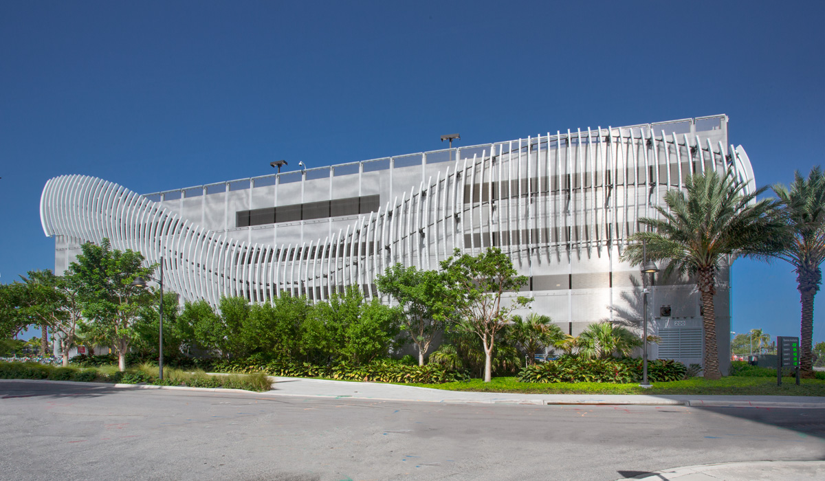 Architectural view of the Las Olas garage in Fort Lauderdale Beach, FL.