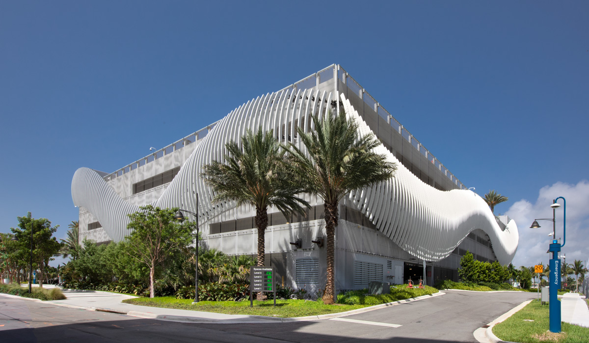 Architectural view of the Las Olas garage in Fort Lauderdale Beach, FL.