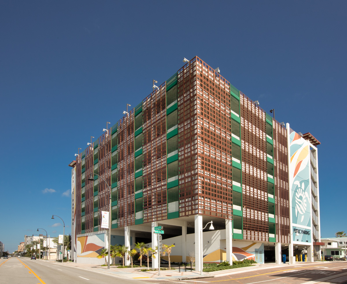 Architectural view of the Nebraska garage at the beach in Hollywood, FL.Architectural view of the Nebraska garage at the beach in Hollywood, FL.