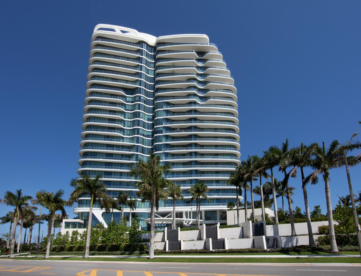 Architectural view of the Bristol luxury rental condominium located at the edge of the intercostal.