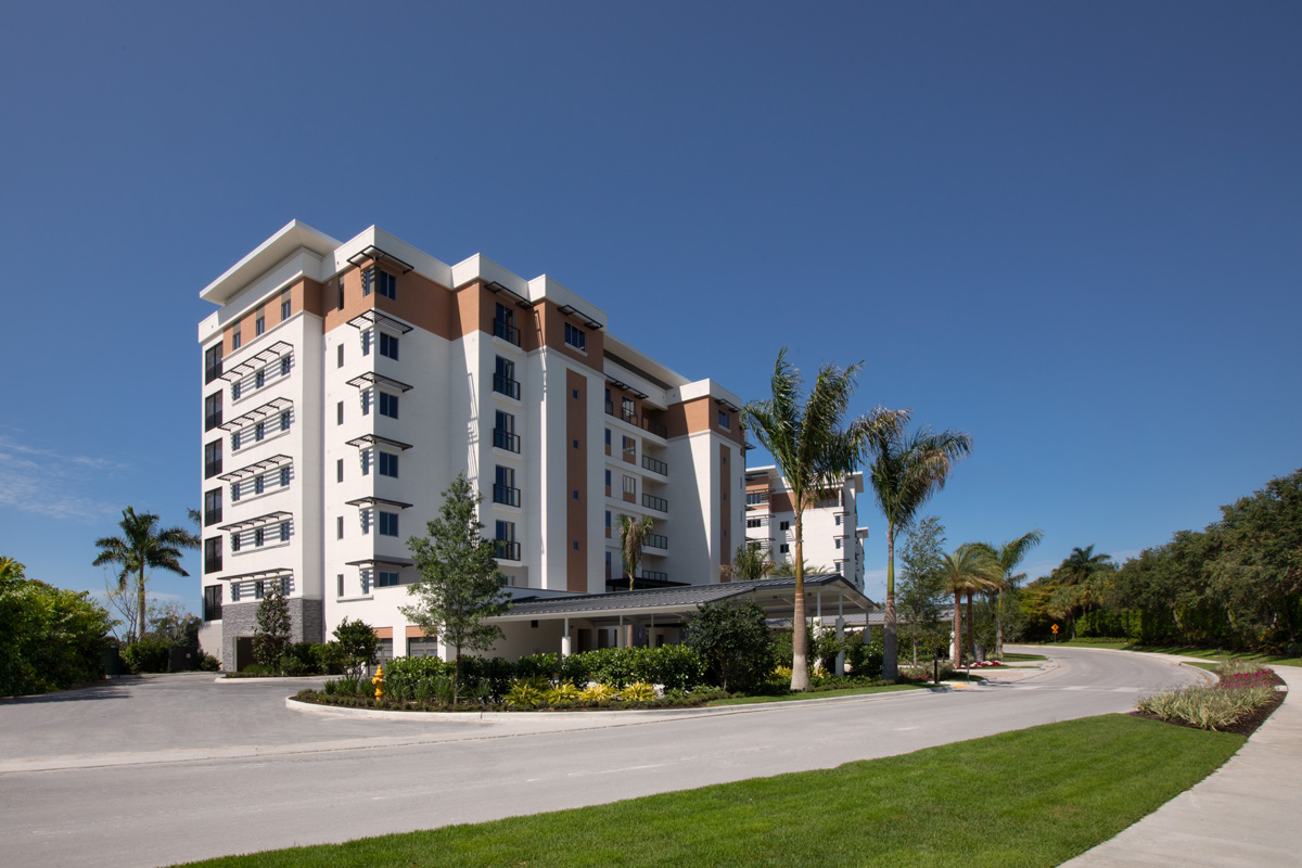 Architectural view of Moorings Park Grande Lake Senior Living in Naples, FL