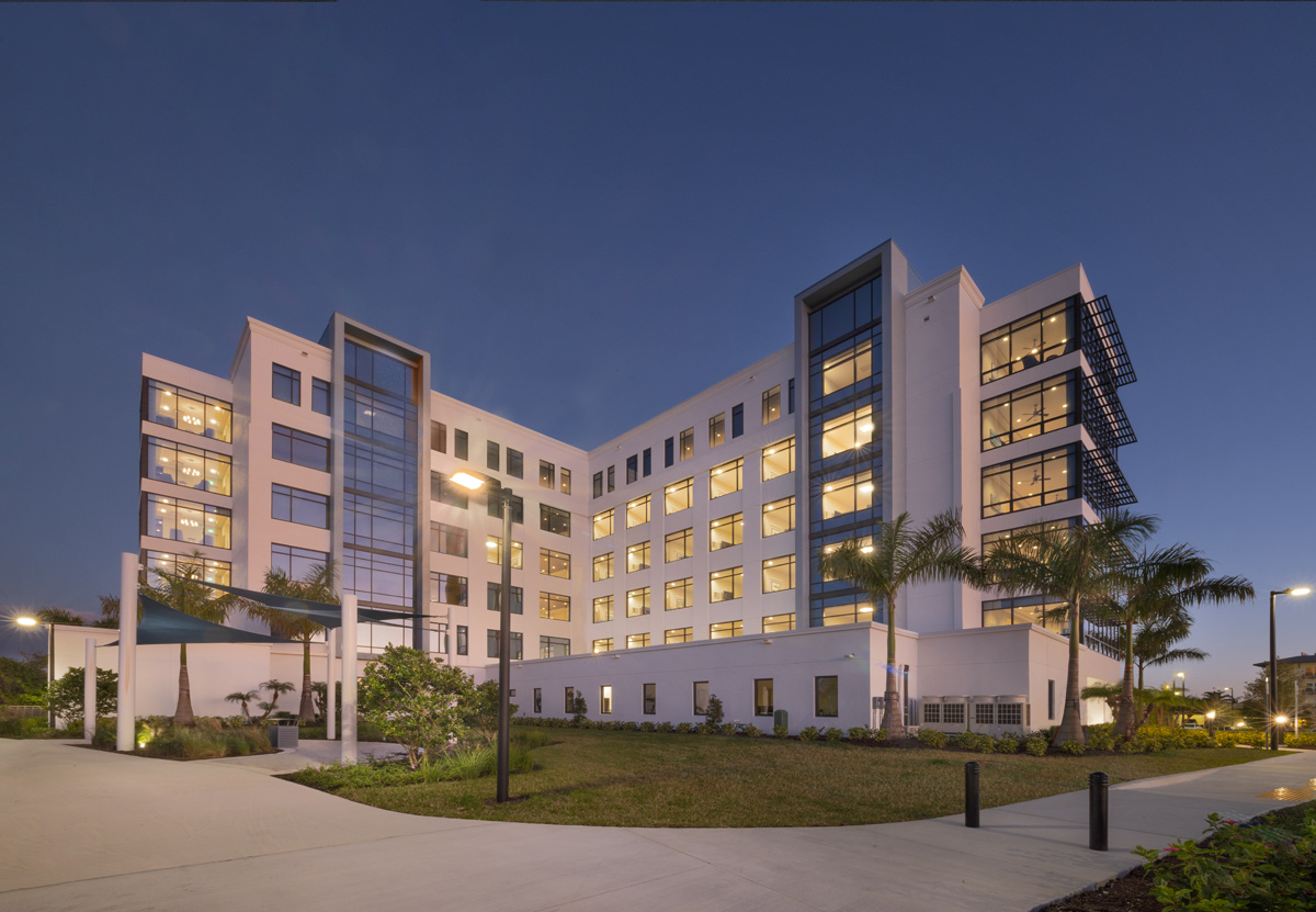 Architectural dusk view of Shell Point Larsen Health in Fort Myers, FL.