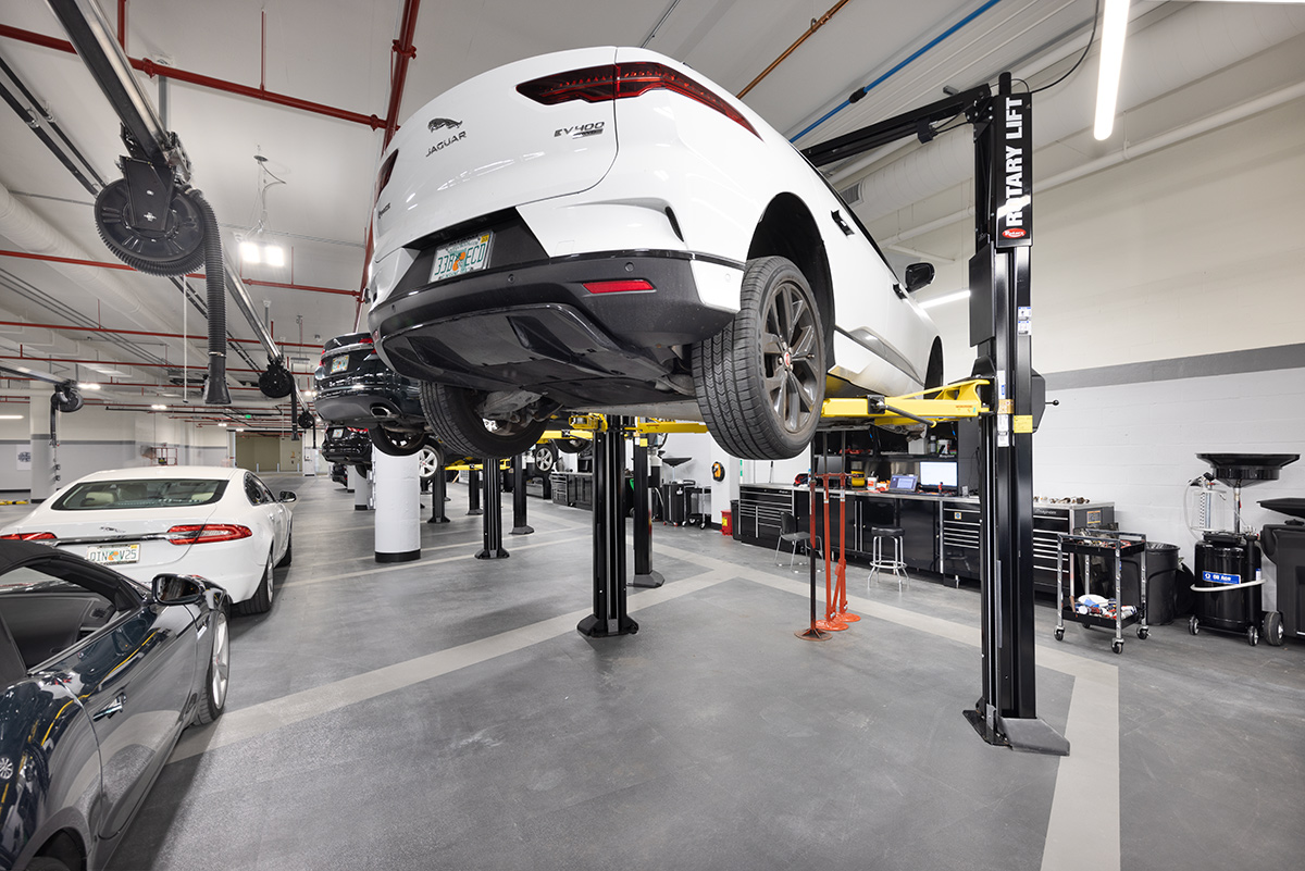 Interior design service view of the Miami Jaguar - Land Rover dealership.