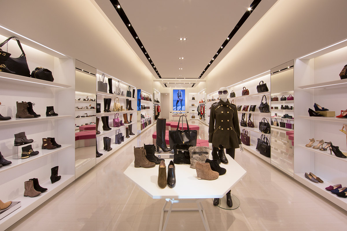 Vince Camuto Photo Highlights at the Dadeland Mall Miami, FL.