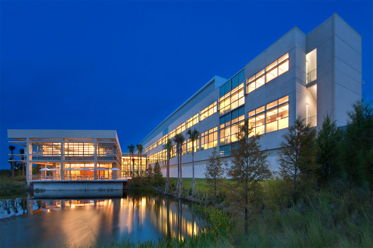 Architectural dusk view of Burnham Institute for Medical Research - Orlando, FL