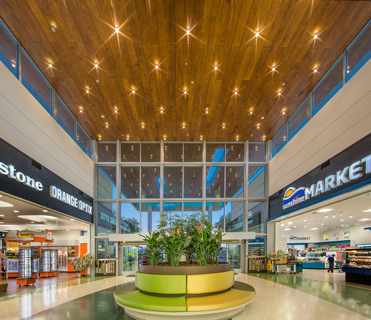  Interior design view at the Fort Drum Service Plaza - Okeechobee, FL